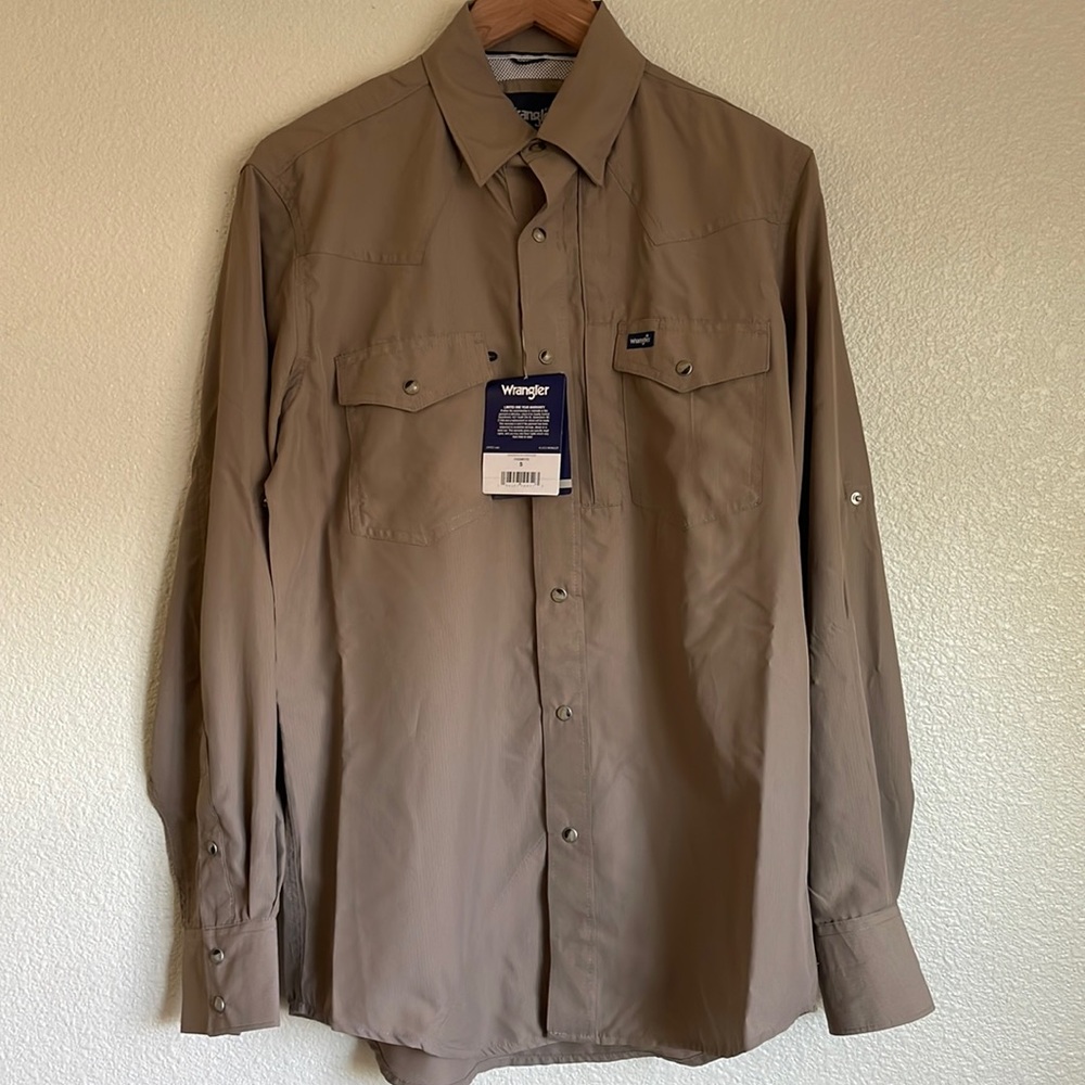 Wrangler Men's Tan Shirt